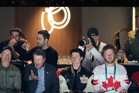 Wayne Gretzky And Tom Brady Share Suite For Olympic Hockey Game