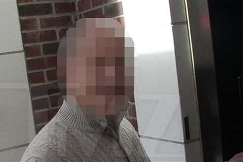 Guess Who This '90s Sitcom Star Is!