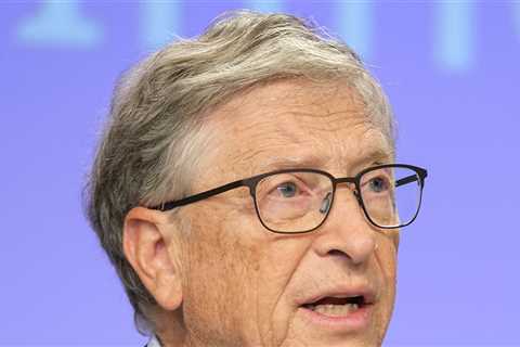 Bill Gates Admits to Affairs With Russian Women Amid Epstein Ties, WSJ Reports