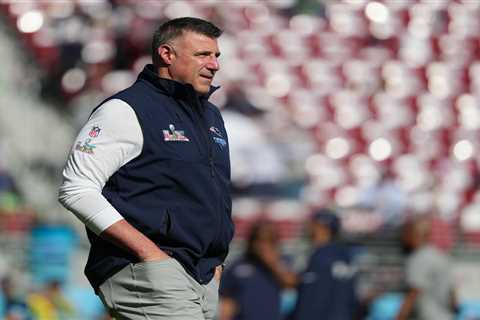 Mike Vrabel walks fine line with AJ Brown comments as Patriots trade rumors grow