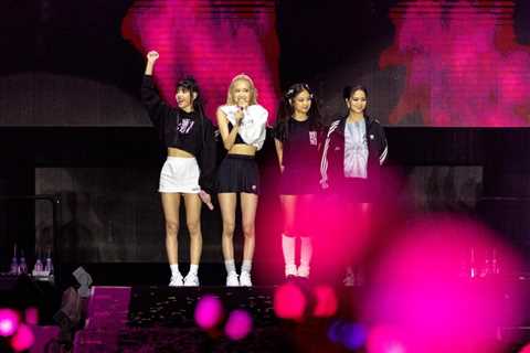 BLACKPINK Lights Up South Korea’s Most-Visited Museum in Pink: Photos From the ‘DEADLINE’..