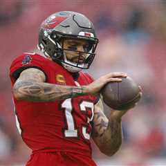 Mike Evans joining 49ers on $60 million deal after 12-year Buccaneers run