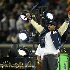 Jay-Z Is Playing Yankee Stadium This Summer: Who Are the Biggest Acts to Ever Play There?