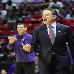 St. John’s starts March Madness on a picture perfect note by keeping to a tenacious identity