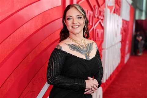 Ashley McBryde Talks Bringing Her Past Into the Present With New Single ‘What If We Don’t’