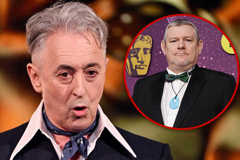 Alan Cumming Posts Detailed Apology Online for BAFTA Racial Slur Incident