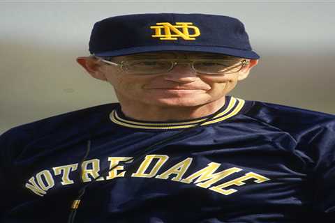 Lou Holtz, legendary Notre Dame coach, dead at 89