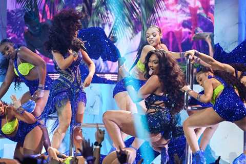 Cardi B Heats Up Houston Little Miss Drama Stop With Surprise ‘WAP’ Collab Featuring Hometown Hero..