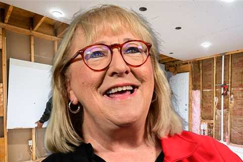 Travis & Jason Kelce’s Mom Donna Remodeling Her Modest Florida Home