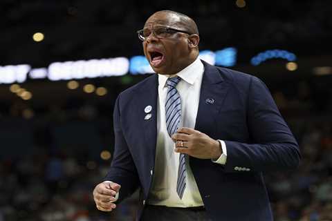 Schein Time: It’s time for North Carolina to drop ‘C-minus’ coach Hubert Davis