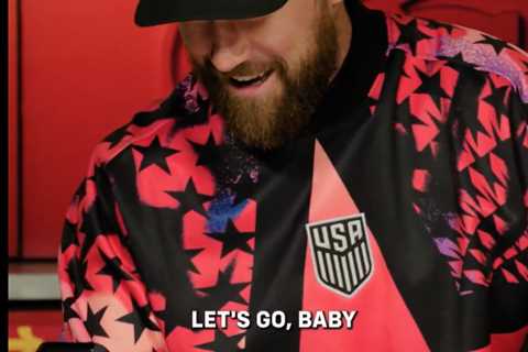 Patrick Mahomes surprises pumped Travis Kelce as tight end signs Chiefs contract: ‘Home sweet home’