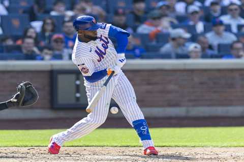 Luis Robert delivered a debut that allows the Mets to dream big