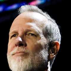 No Doubt Guitarist Tom Dumont Reveals Parkinson's Diagnosis