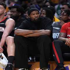 Kevin Durant claps back at a Lakers fan during Game 1 of NBA Playoffs: ‘Keep that d— out of your..