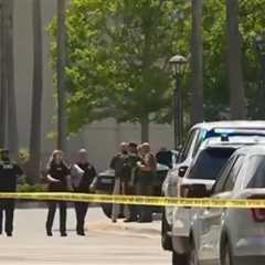 10 People Injured in Louisiana Mall Shooting, 2 in Critical Condition