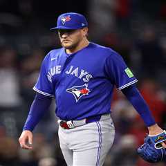 Blue Jays remove Jeff Hoffman from closer role as post-World Series nightmare continues