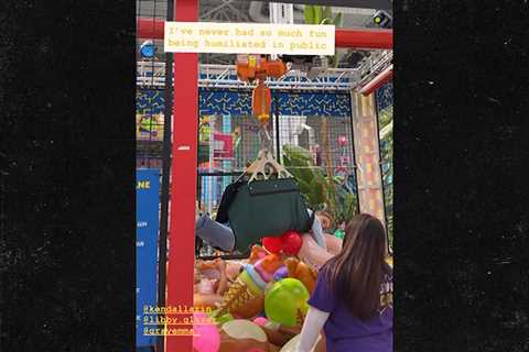 Blake Lively Spends Day at Nickelodeon Universe, Amid Justin Baldoni Drama