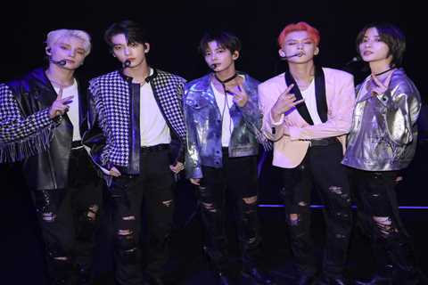 TOMORROW X TOGETHER Unwrap Tracklist and Concept Photos For Eighth Mini-Album: ‘7th YEAR: A Moment..