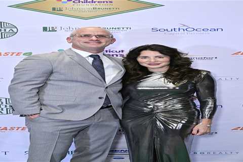 Andrea Hurley gets candid on what it’s like being Dan Hurley’s wife: ‘I humble him’