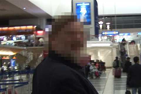 Guess Who This Iconic Irish Character Actor Is Hopping on a Flight at LAX