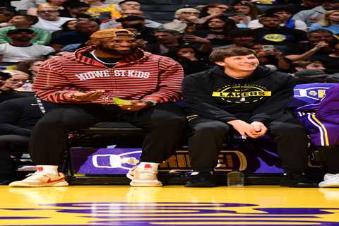 Lakers star Austin Reaves’ timetable to return from oblique strain