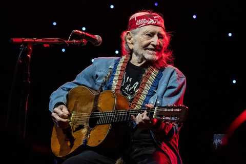 Willie Nelson 2026 Tour: Where to Get Affordable Concert Tickets Online