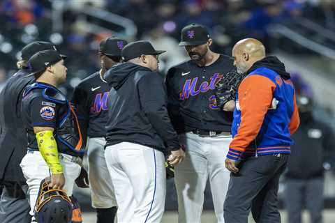 Bats go silent again, Clay Holmes exits with injury in Mets’ third straight loss