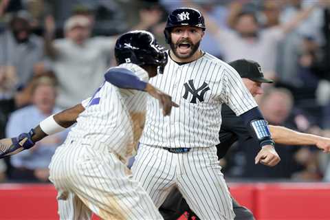 Yankees rally in ninth with help from fielding blunder for wild walk-off win over Angels