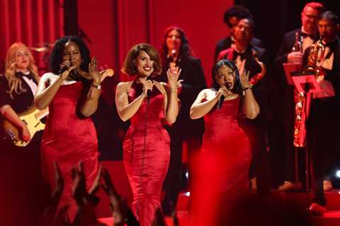 RAYE Dazzles New York’s Radio City Music Hall With This Tour May Contain New Music: 7 Best Moments