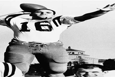 Gary Beban, UCLA’s Heisman winner, likes aura of current team