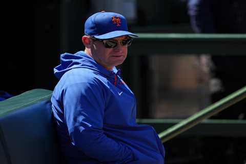 Carlos Mendoza is shouldering the blame for Mets’ ugly slide — but the biggest flops came above his ..