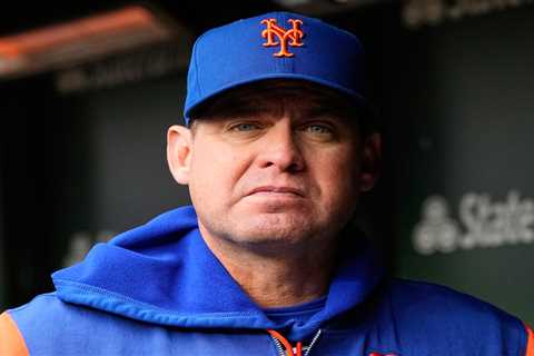 Cubs host tells Carlos Mendoza to ‘update that LinkedIn’ after watching disastrous Mets weekend