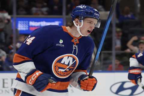 Islanders adding playoff hockey to Cal Ritchie’s rookie season