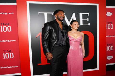Myles Garrett, Chloe Kim share the adorable red carpet moment at Time 100 Gala