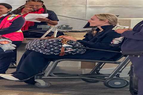 Lindsey Vonn seen in wheelchair after getting candid on mental health struggles following Olympic..