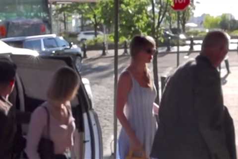 Taylor Swift Grabs Dinner With Dad Amid NYC Wedding Speculation