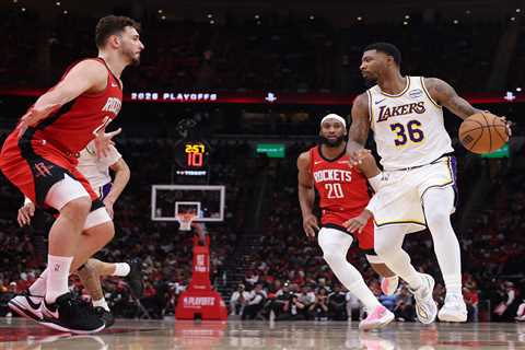 bet365 bonus code: Bet $10, get $200 in bonus bets for Rockets vs. Lakers