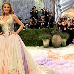 Blake Lively Arrives To Met Gala After Settling Justin Baldoni Legal Battle