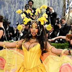 SZA’s Dazzling Met Gala Dress Is Made of Pieces Bought Off eBay: ‘This Is How I See Myself’