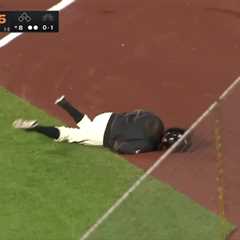 Giants ball woman takes gnarly tumble chasing down souvenir