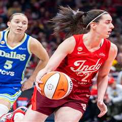 Paige Bueckers, Wings knock off Caitlin Clark-led Fever in hyped opener