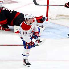 Canadiens use quick start to steal Game 1 from rusty Hurricanes in Eastern Conference Final