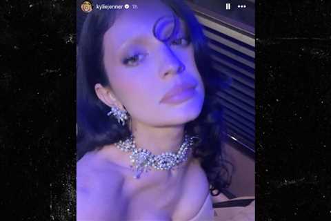 Kylie Jenner Shows Off Nipples Before Met Gala