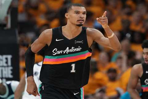 Chalkboard promo code NYPOST: Get a 100% deposit match up to $100 + free pick for Spurs vs...