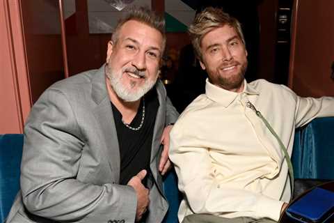 Watch Lance Bass Surprise Joey Fatone on Stage at Broadway’s ‘& Juliet’ During *NSYNC Sing-Along
