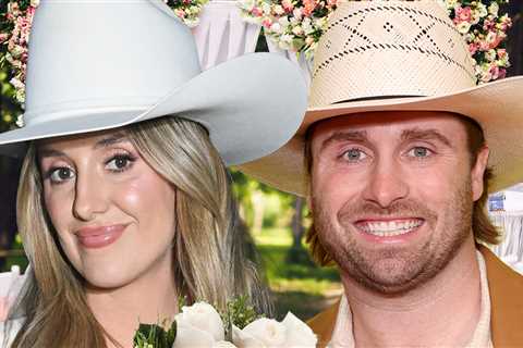 Country Singer Lainey Wilson Marries Ex-NFL QB Devlin 'Duck' Hodges