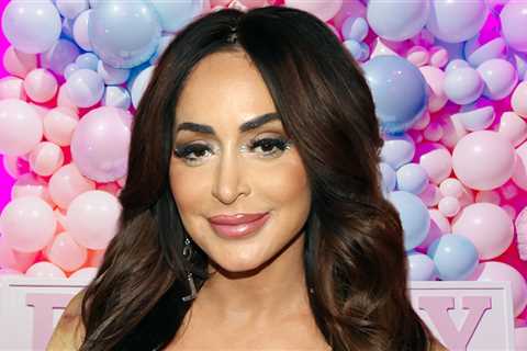 'Jersey Shore' Star Angelina Pivarnick Pregnant With Her First Child