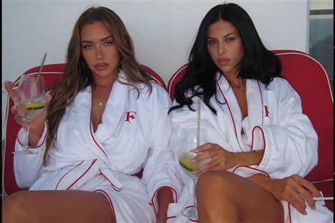 Stassie Karanikolaou vs. Victoria Villarroel Who'd You Rather?! Besties In Robes