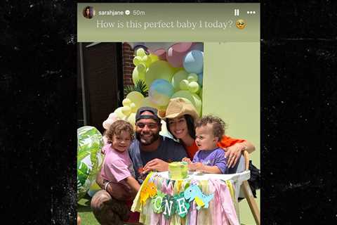 Dak Prescott, Sarah Jane Ramos Reunite for Daughter's First Birthday