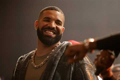 Drake Debuts at No. 1 on Billboard Hot 100 With ‘Janice STFU,’ Charts Single-Week Record 42 Songs